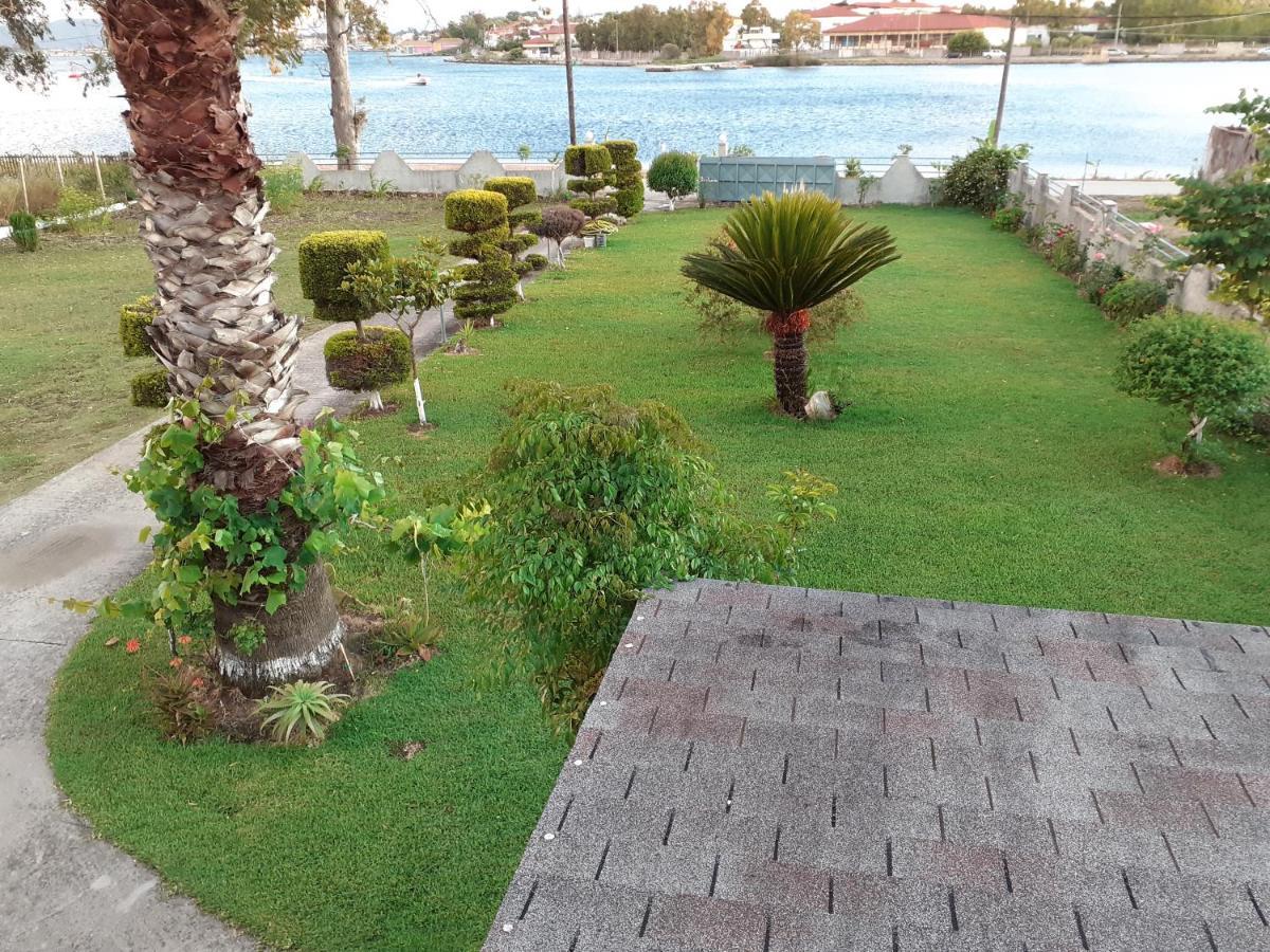 Top Floor On Villa, 3' From Center, By The Sea! Host Is Efi Kwsta Preveza Eksteriør billede