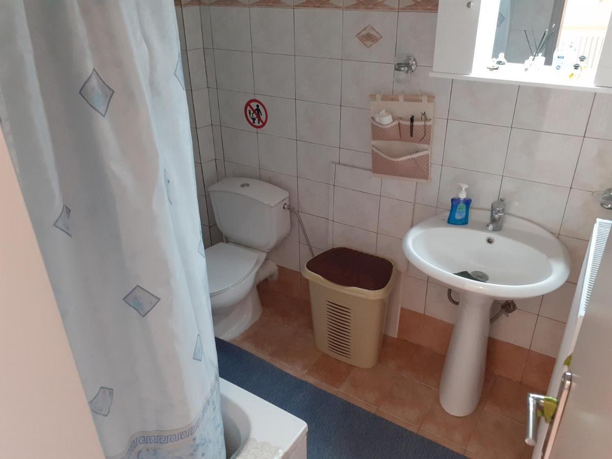 Top Floor On Villa, 3' From Center, By The Sea! Host Is Efi Kwsta Preveza Eksteriør billede