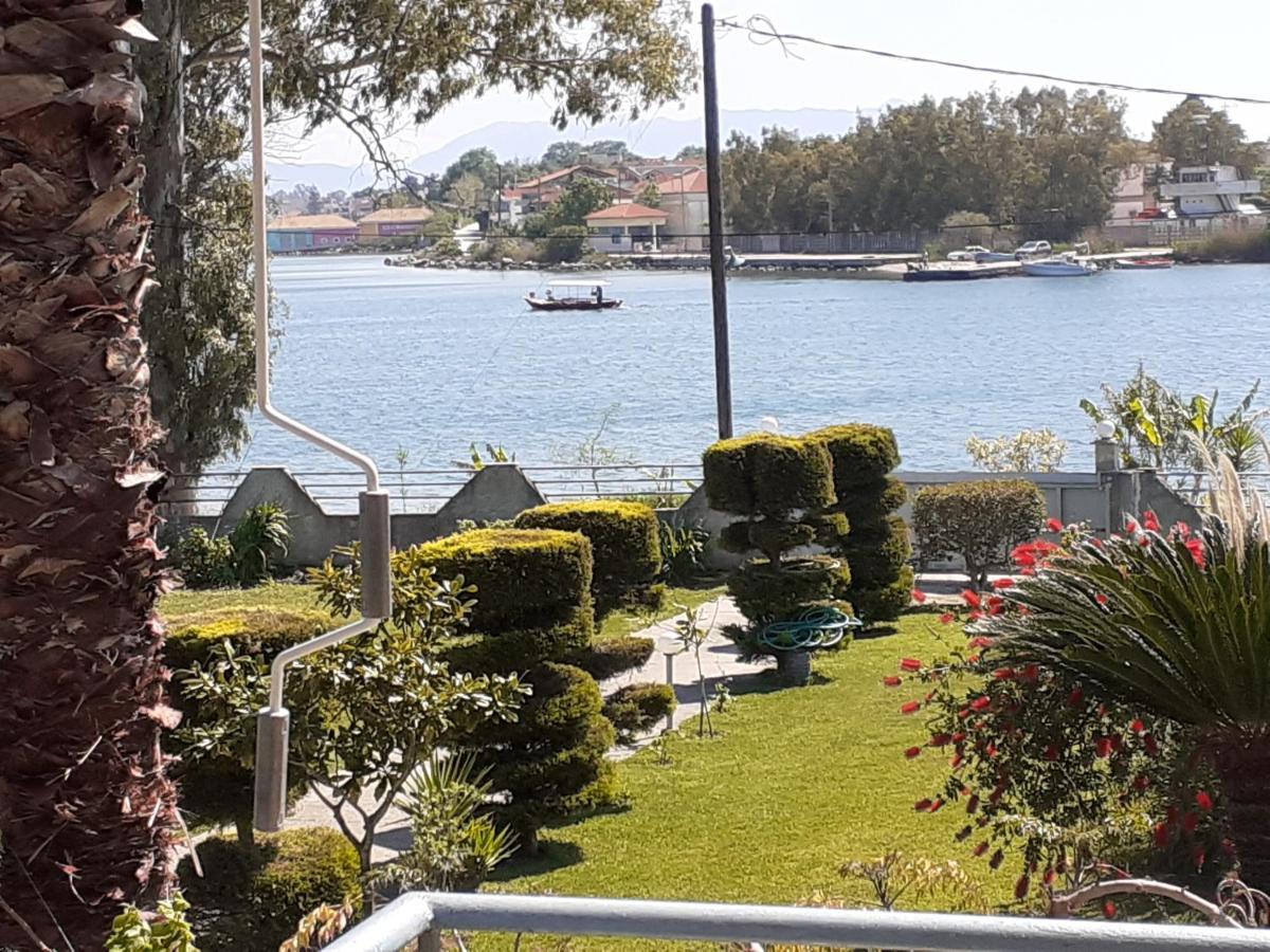 Top Floor On Villa, 3' From Center, By The Sea! Host Is Efi Kwsta Preveza Eksteriør billede